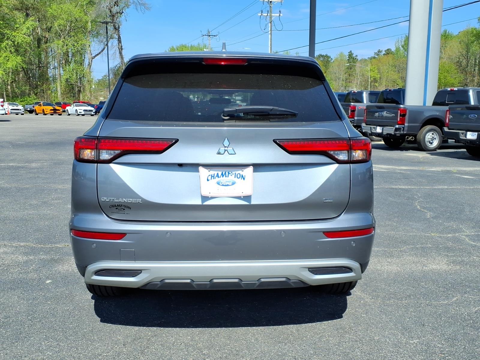 MitsubishiOutlander24