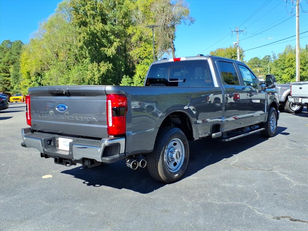 FordF-350 Super Duty24