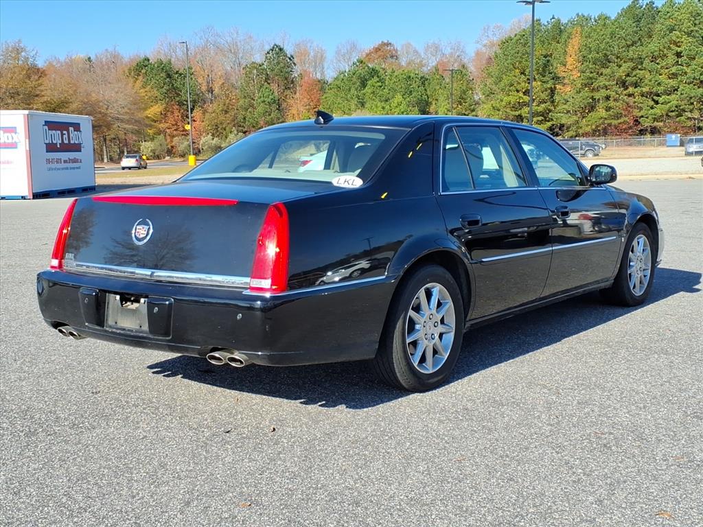 CadillacDTS24