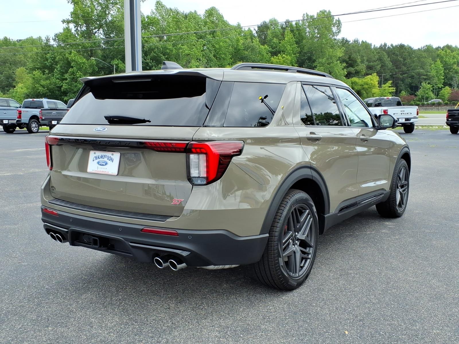 FordExplorer25