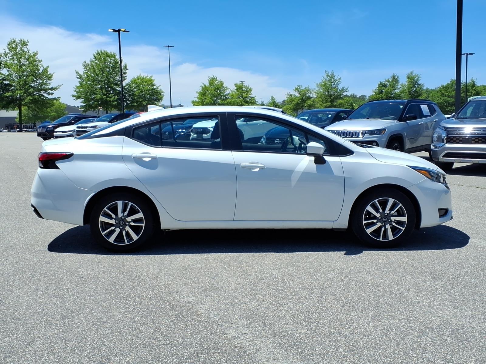 NissanVersa25