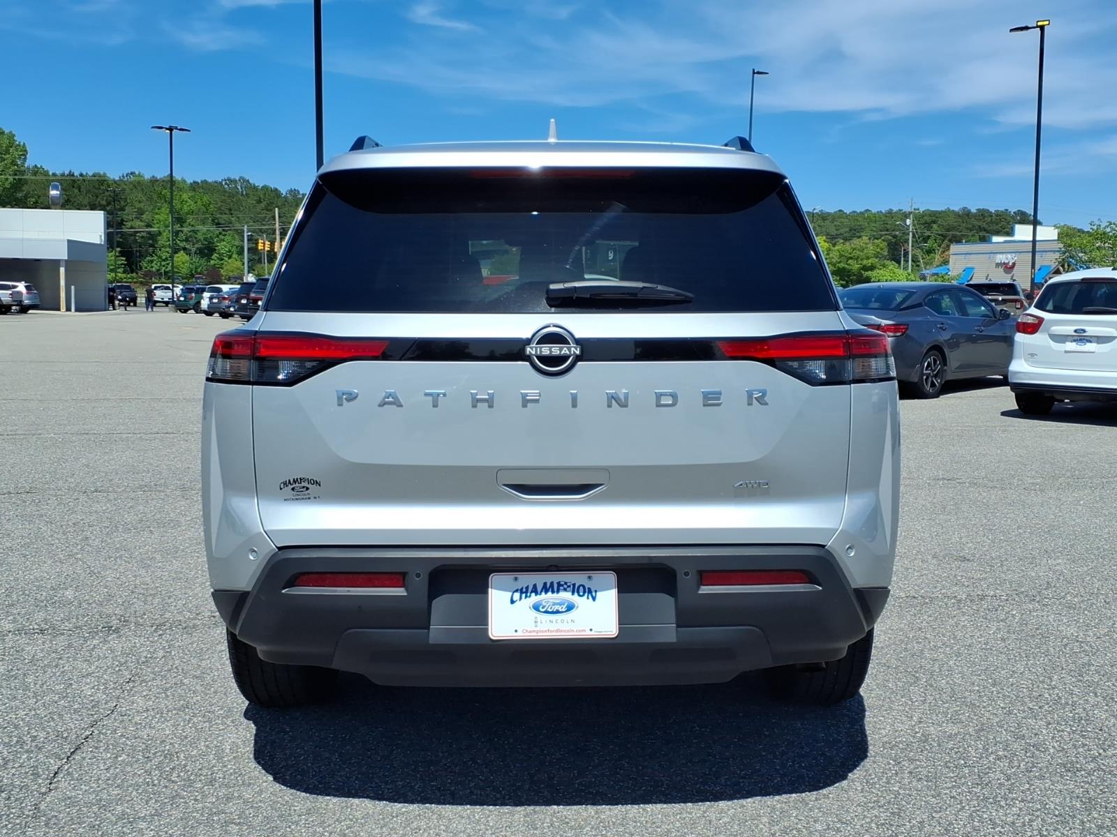 NissanPathfinder25