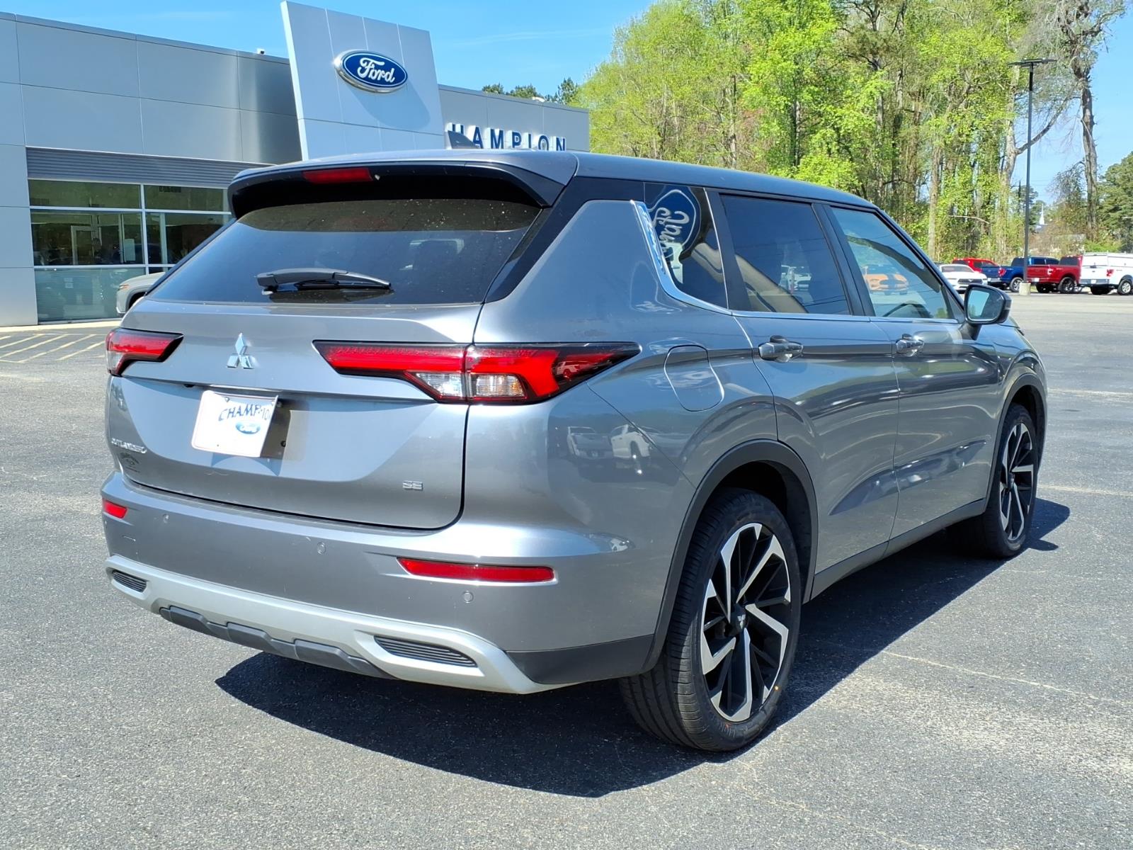 MitsubishiOutlander25