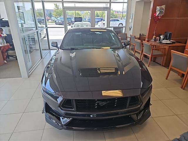 2025 Ford Mustang Dark Horse