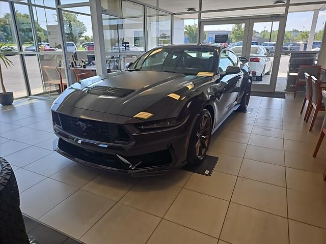 2025 Ford Mustang Dark Horse