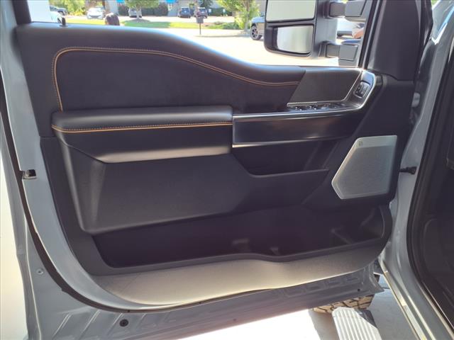 2024 Ford F-450 Super Duty Platinum
