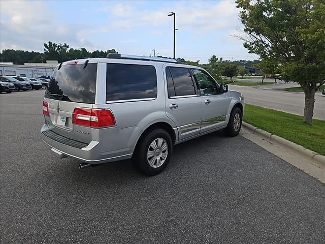 2012 Lincoln Navigator Base