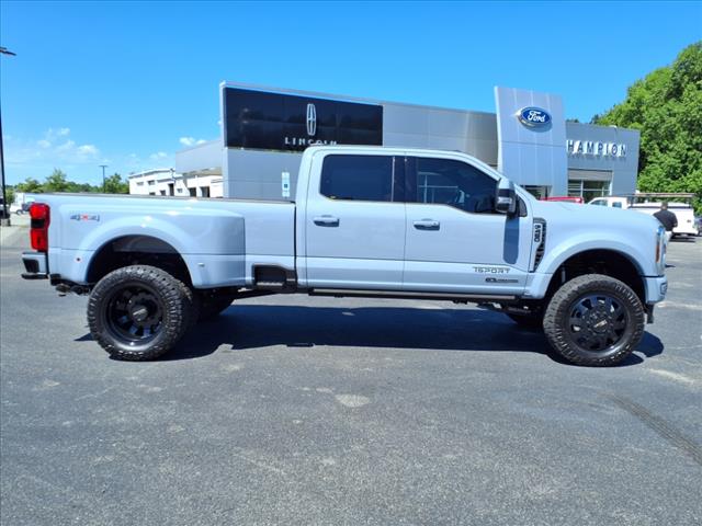 2024 Ford F-450 Super Duty Platinum