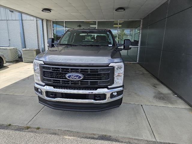 2025 Ford F-350 Super Duty XL