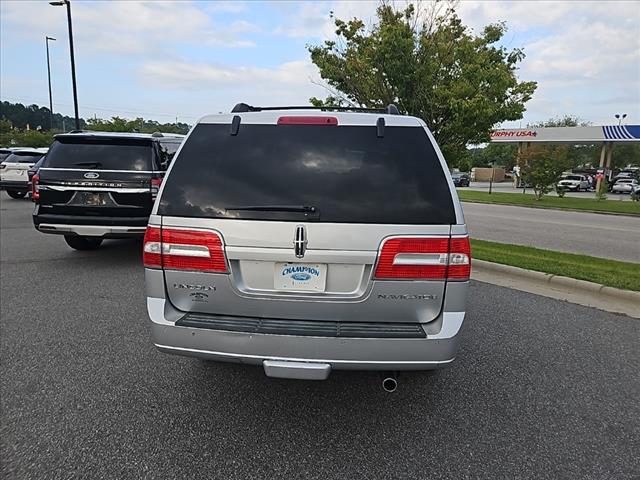 2012 Lincoln Navigator Base