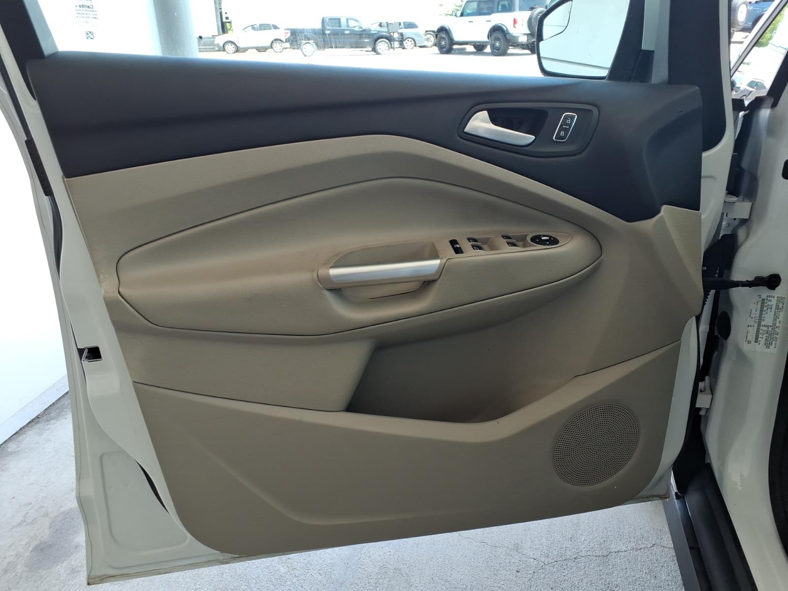 FordC-MAX Hybrid4