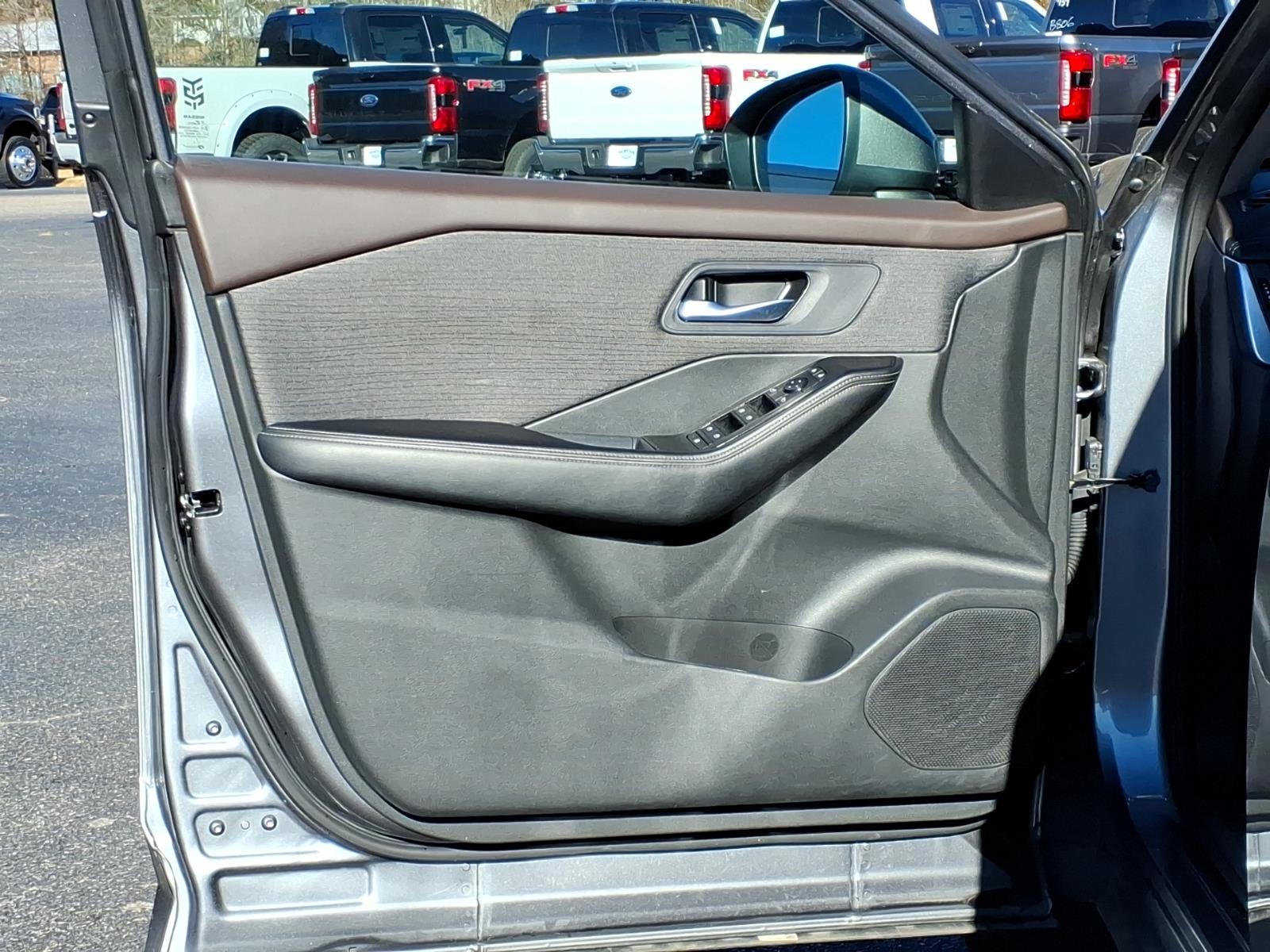 NissanRogue4