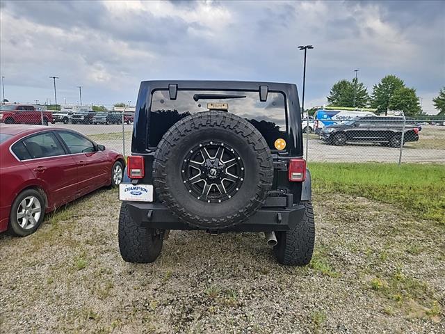 2012 Jeep Wrangler Unlimited 4D CONVERTIBLE SAHARA