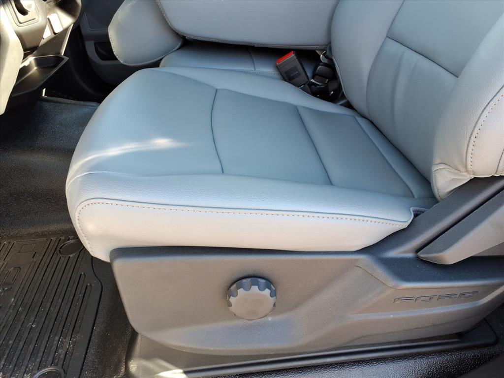 FordF-350 Super Duty6