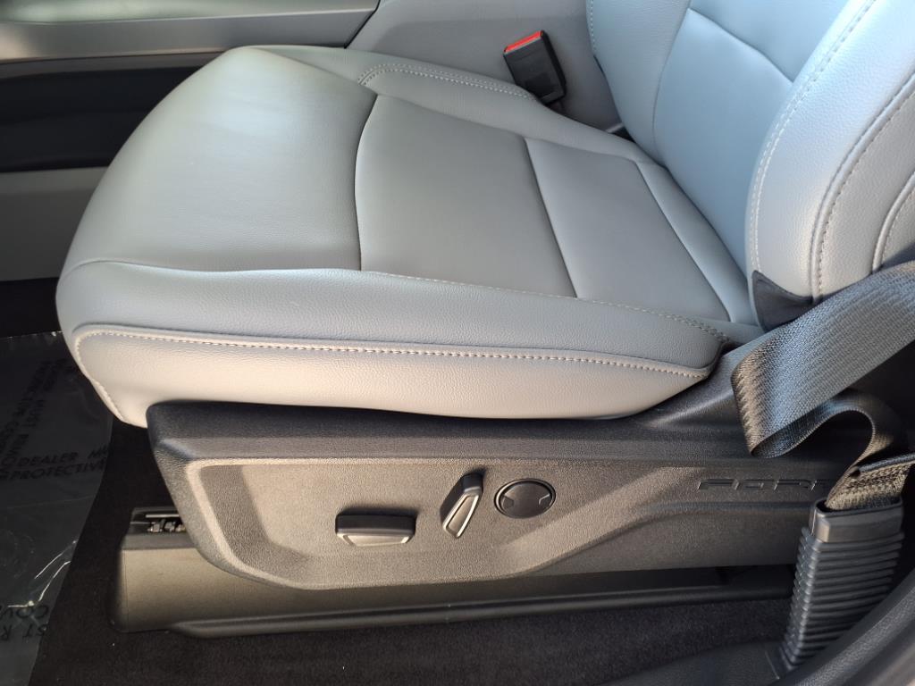 FordF-150 Lightning6