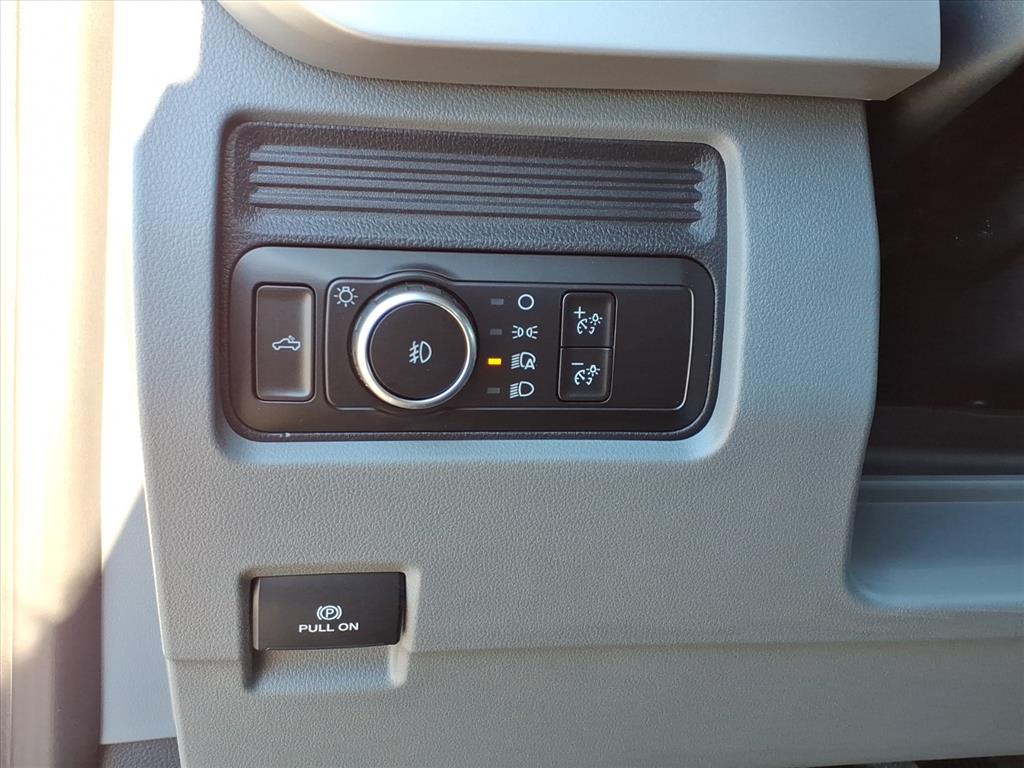 FordF-350 Super Duty7