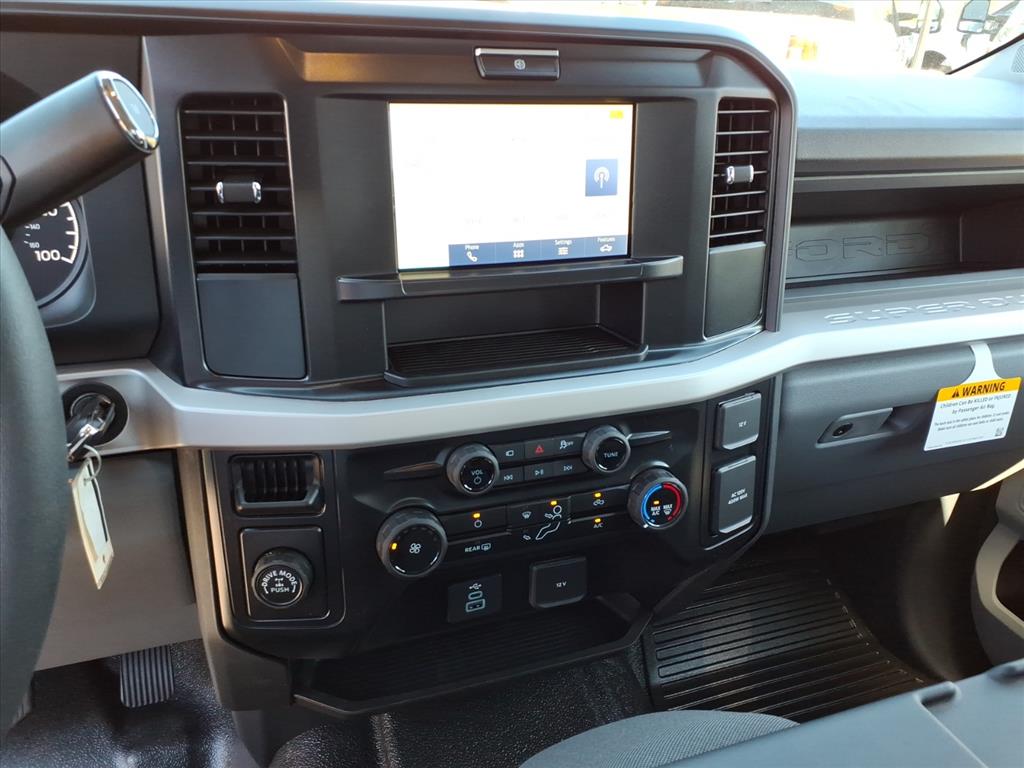FordF-350 Super Duty8