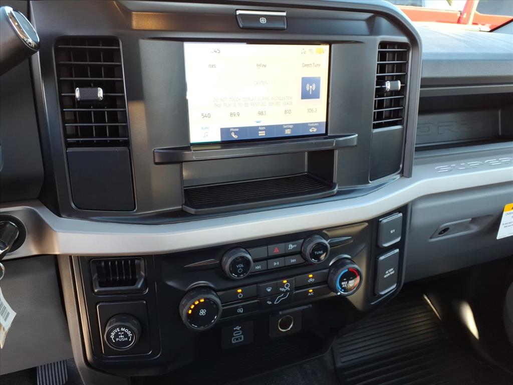 FordF-350 Super Duty9