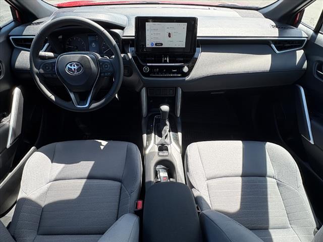 2025 Toyota Corolla Cross Hybrid SE