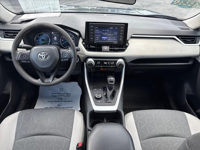 2022 Toyota RAV4 Hybrid XLE