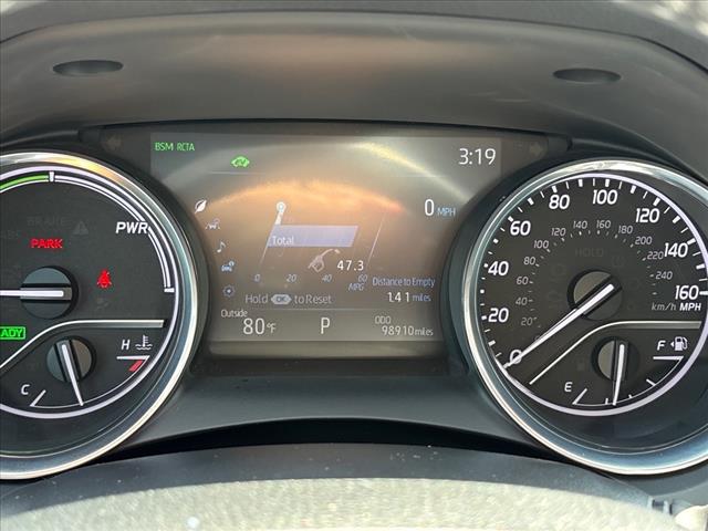 2020 Toyota Camry Hybrid XLE