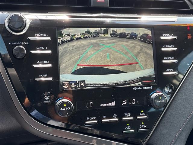 2020 Toyota Camry Hybrid XLE