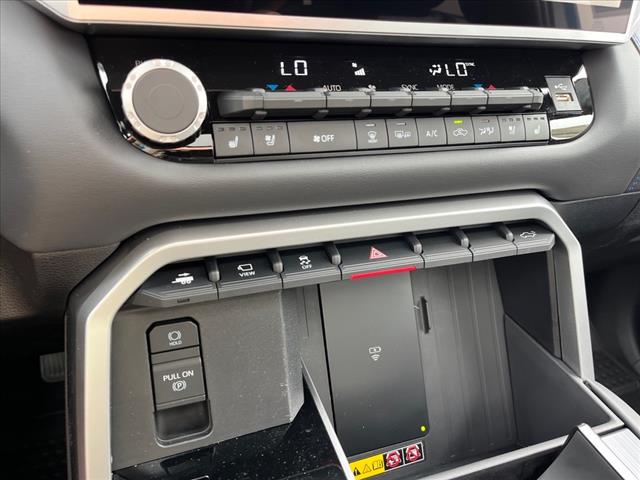 2025 Toyota Tundra Platinum HV