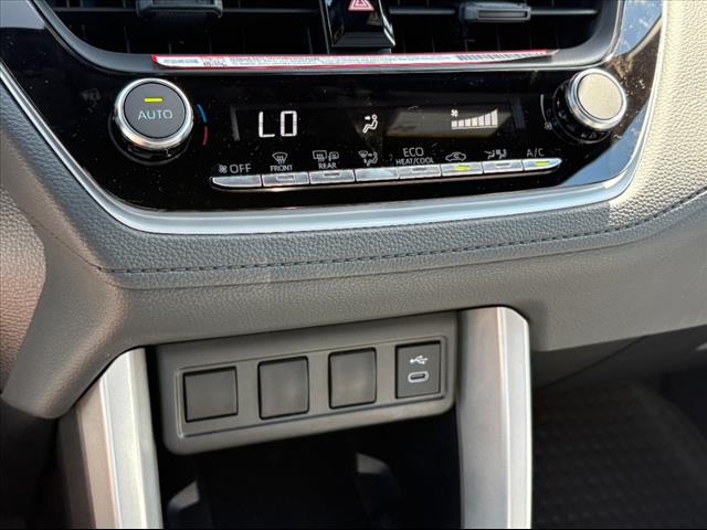 2025 Toyota Corolla Cross Hybrid SE