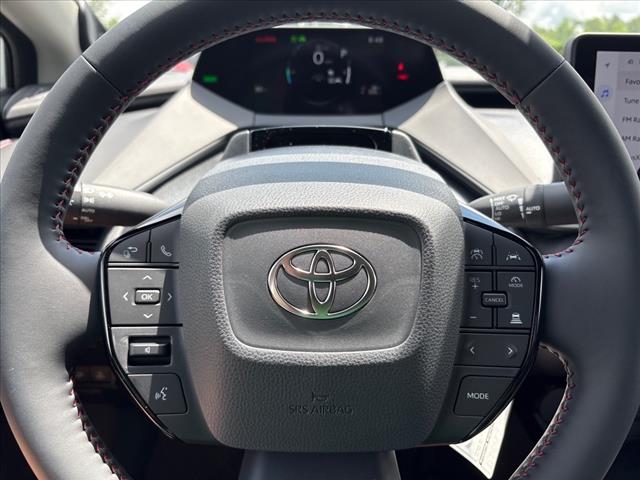 2025 Toyota Prius Plug-in Hybrid 