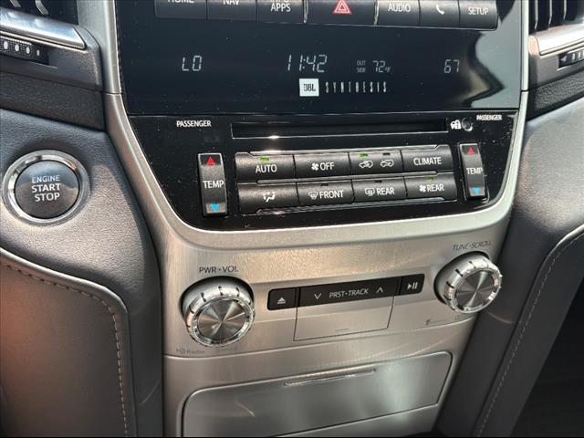 2020 Toyota Land Cruiser Base