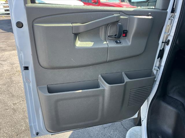 2023 Chevrolet Express 2500