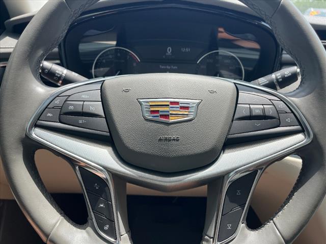 2021 Cadillac XT5 Premium Luxury