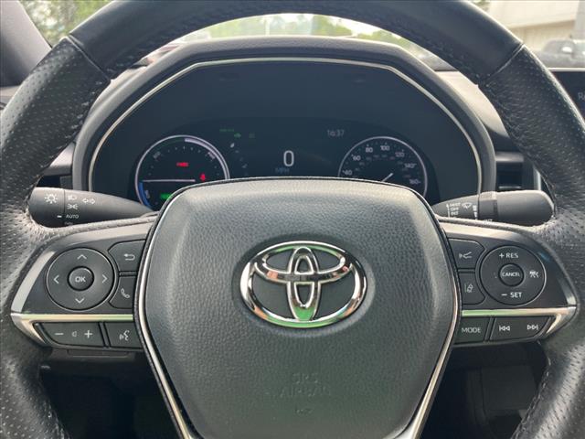 2020 Toyota Avalon Hybrid XSE