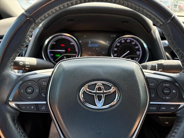 2020 Toyota Camry Hybrid XLE