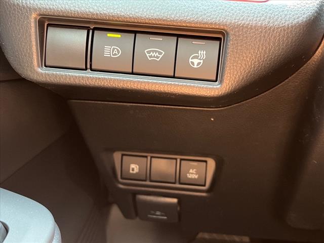 2025 Toyota Prius Plug-in Hybrid XSE