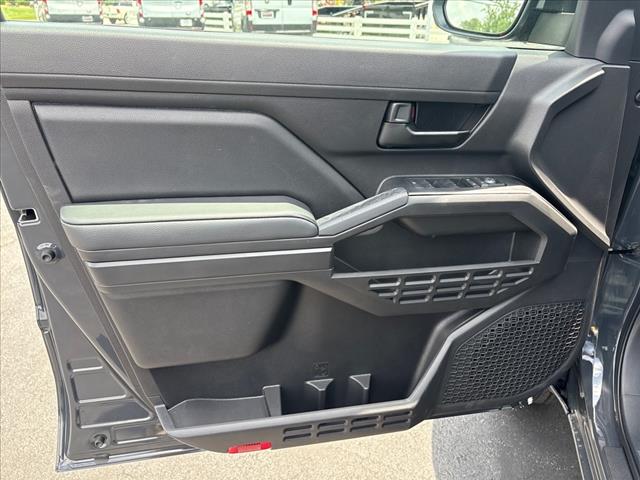 2025 Toyota Tacoma SR