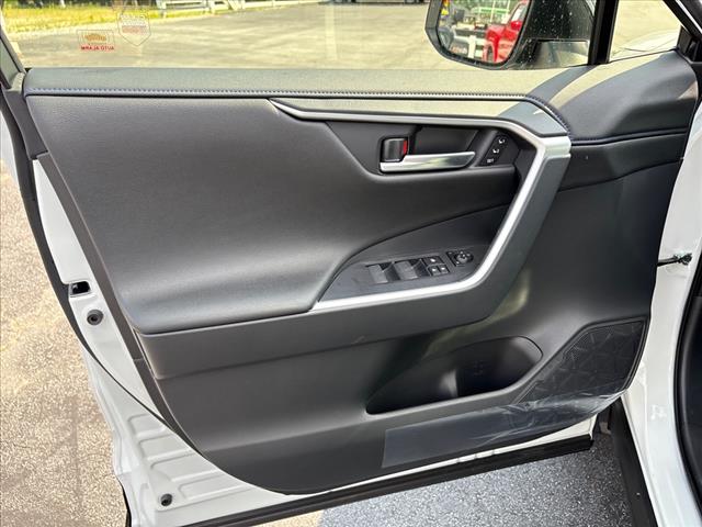 2025 Toyota RAV4 Hybrid XSE