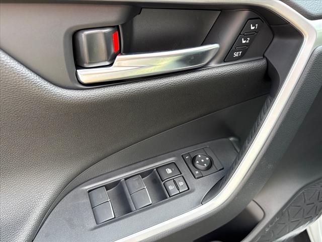 2025 Toyota RAV4 Hybrid XSE