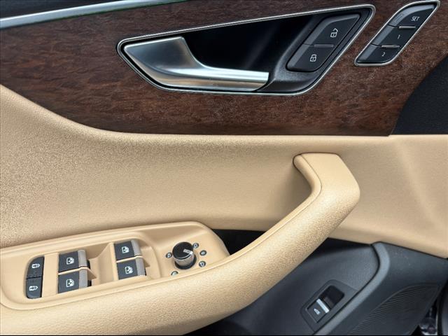 2019 Audi Q8 quattro Premium Plus 55 TFSI