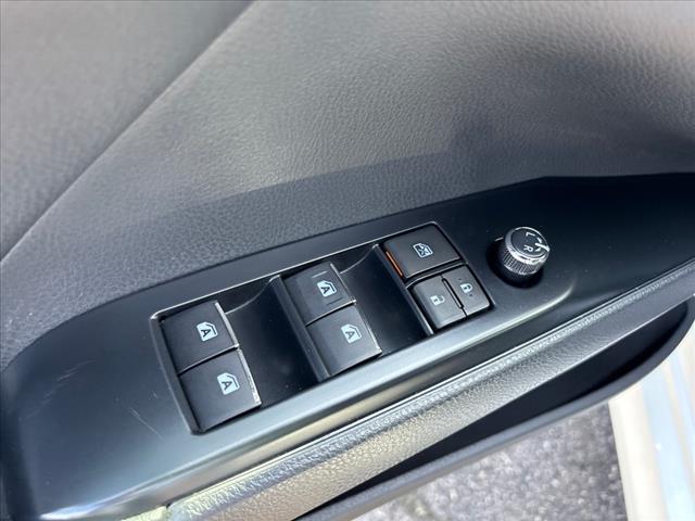2020 Toyota Camry Hybrid XLE