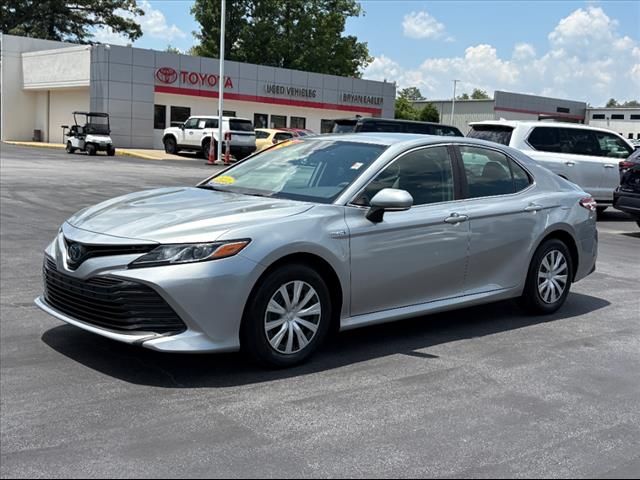 2019 Toyota Camry Hybrid LE