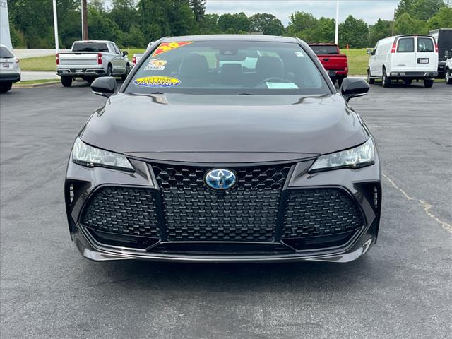 2020 Toyota Avalon Hybrid XSE