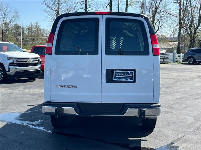 2023 Chevrolet Express 2500