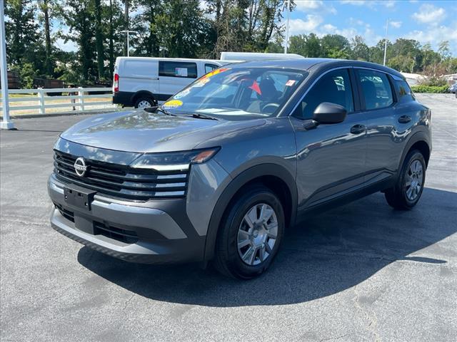 2025 Nissan Kicks S