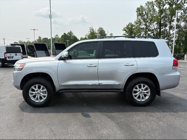 2020 Toyota Land Cruiser Base