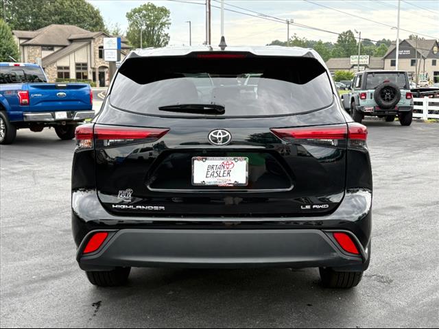 2024 Toyota Highlander LE