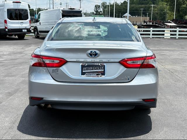 2019 Toyota Camry Hybrid LE