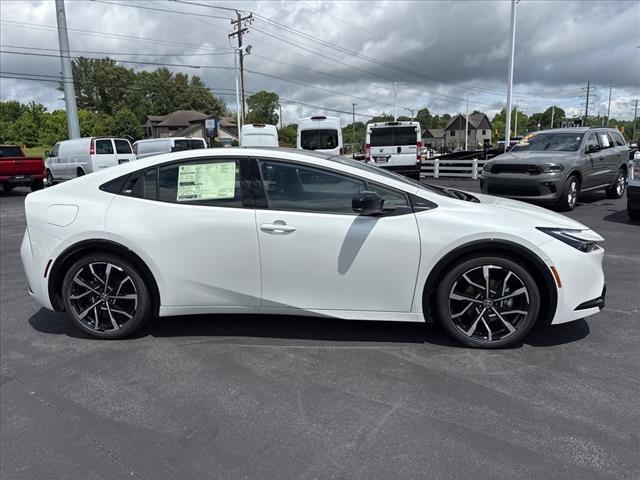 2025 Toyota Prius Plug-in Hybrid 