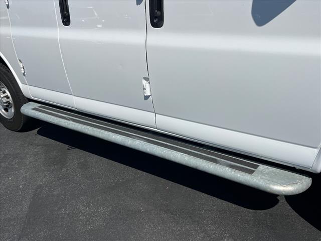 2023 Chevrolet Express 2500