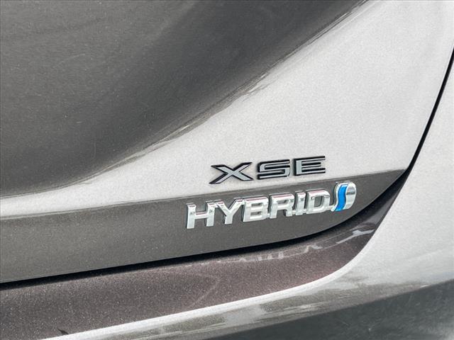 2020 Toyota Avalon Hybrid XSE